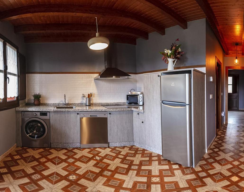 וילאביצ'יוסה Apartamentos Miradorderodiles Miramar מראה חיצוני תמונה